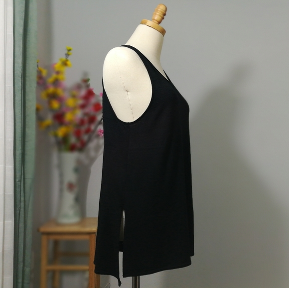 * Aritzia Wilfred Free Stretch Jersey Ornella Tank - Picture 13 of 16